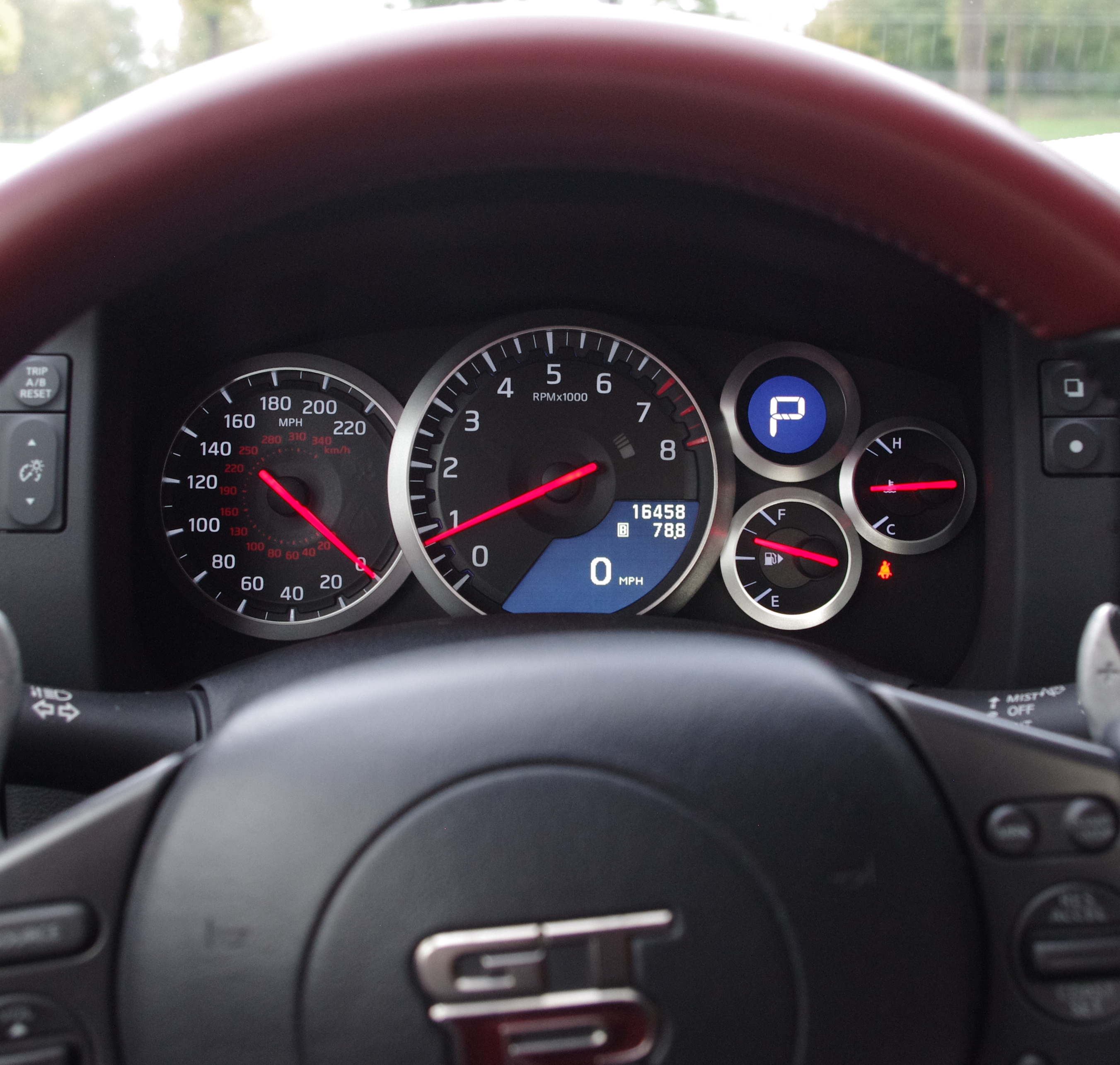 GT-R odometer